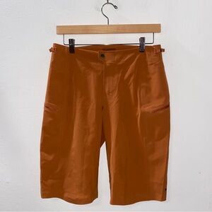 Patagonia Dirt Roamer Bike Shorts Women’s Size 6 Orange / Henna Brown